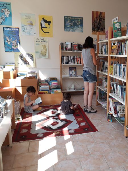 divers/biblioth-que-betz.jpg